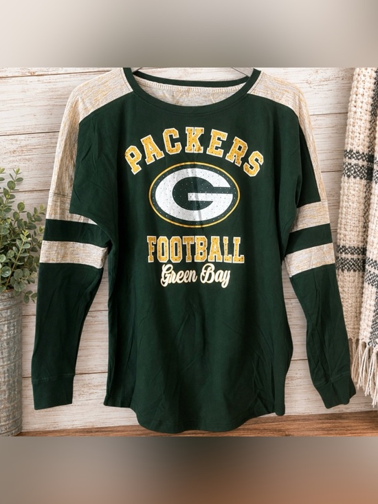 NFL Tops - Women’s NFL Green Bay Packers Long Sleeve Tee - Dark Green & Cream